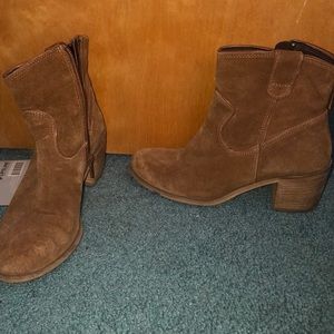 Steve Madden Tan Boot